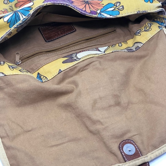 FOSSIL Large Crossbody Mustard Flowers Bag - Picture 4 of 4